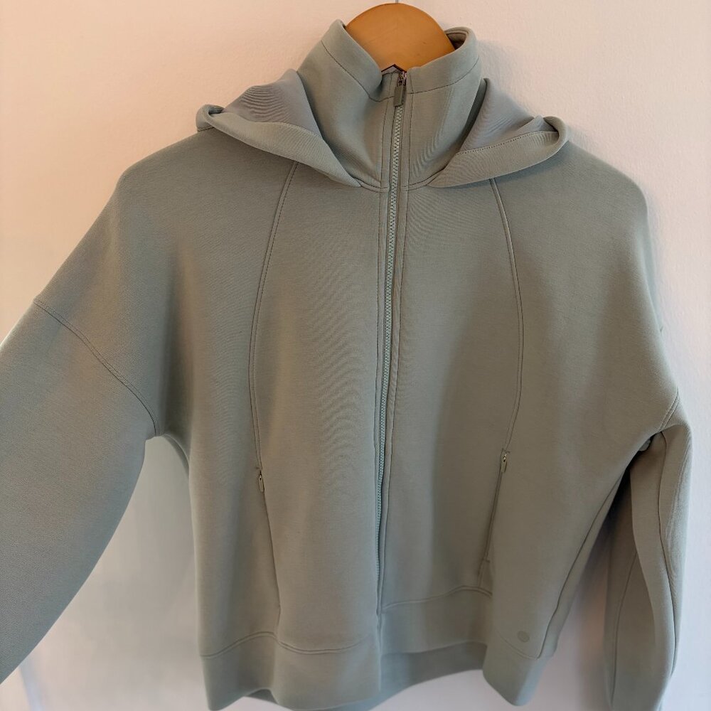 Sporty Calia Light Green Hoodie